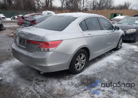 2011 Honda Accord 2.4 Se из США, поврежденный, VIN 1HGCP2F69BA063662